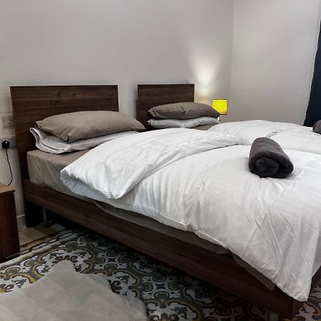 فيلا Dar Barbara - Duplex 1 Double Bed Maltese Style House Cospicua المظهر الخارجي الصورة