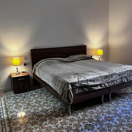 فيلا Dar Barbara - Duplex 1 Double Bed Maltese Style House Cospicua المظهر الخارجي الصورة