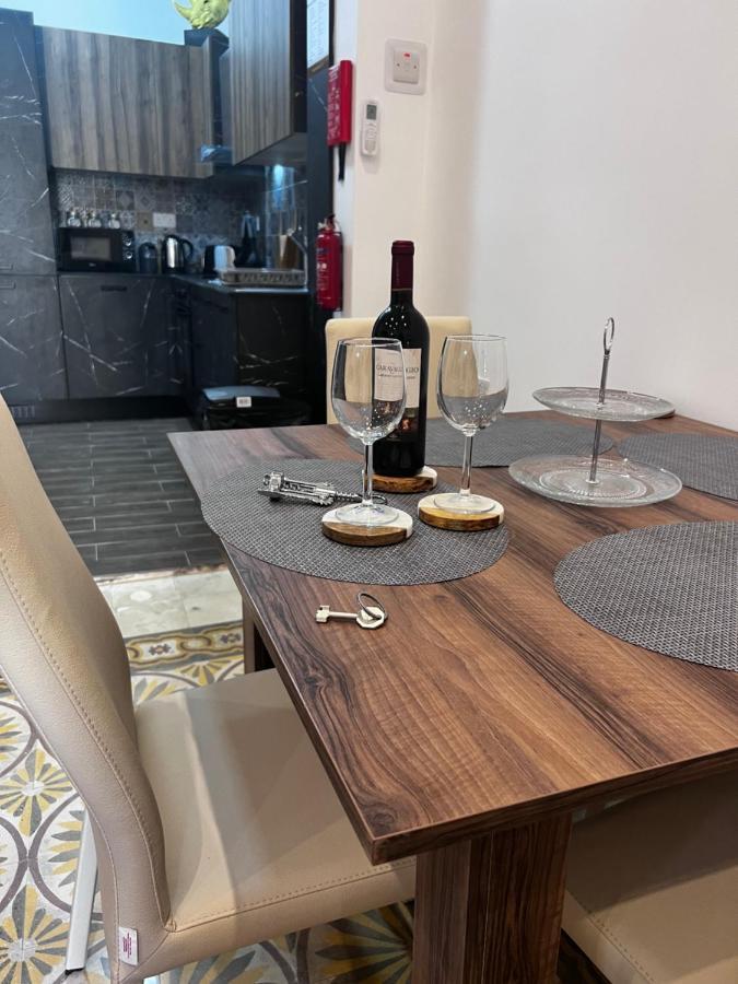 فيلا Dar Barbara - Duplex 1 Double Bed Maltese Style House Cospicua المظهر الخارجي الصورة