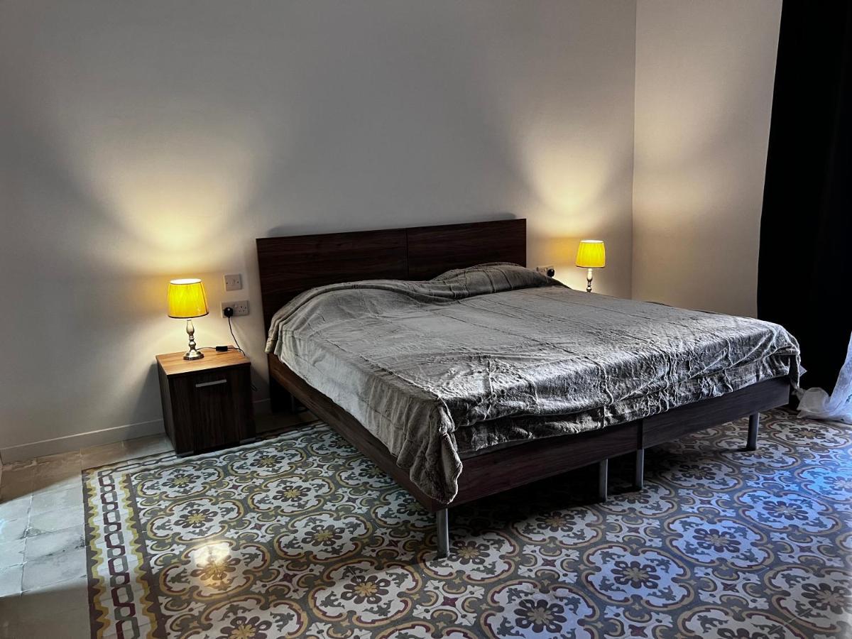 فيلا Dar Barbara - Duplex 1 Double Bed Maltese Style House Cospicua المظهر الخارجي الصورة